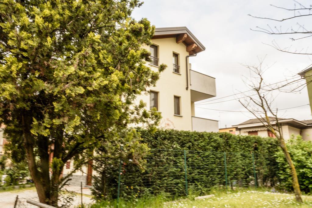 Bed And Breakfast Linate Пескиера Боромео Екстериор снимка
